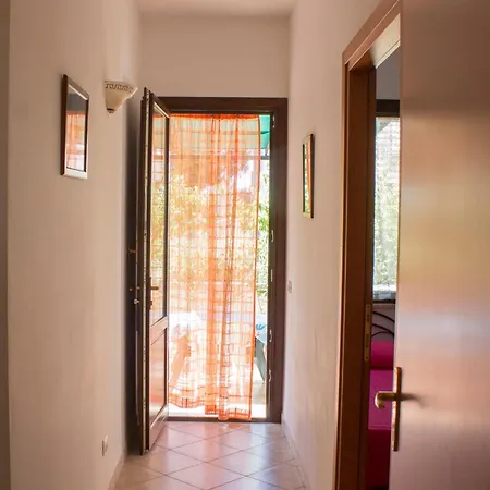 Cristina Site In Antico Baglio E In Via Abruzzi N 161 * San Vito Lo Capo